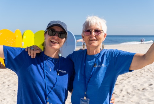 Volunteering that’s ‘outdoors, exciting, and different every year’ – Sculpture by the Sea Image